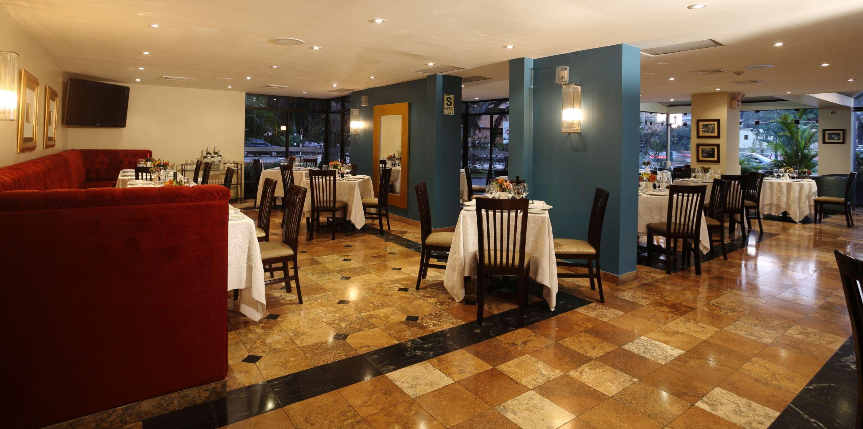 Radisson Hotel Plaza Del Bosque Lima Exterior foto