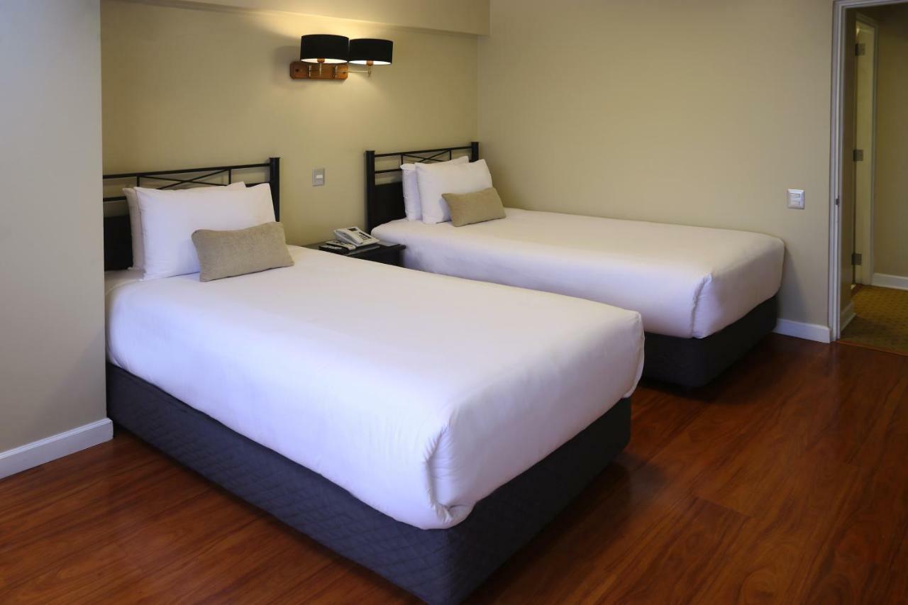 Radisson Hotel Plaza Del Bosque Lima Exterior foto